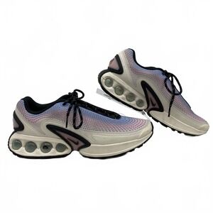 Nike White Purple Ombré Air Max DN Premium Sneakers | Women’s 8.5
